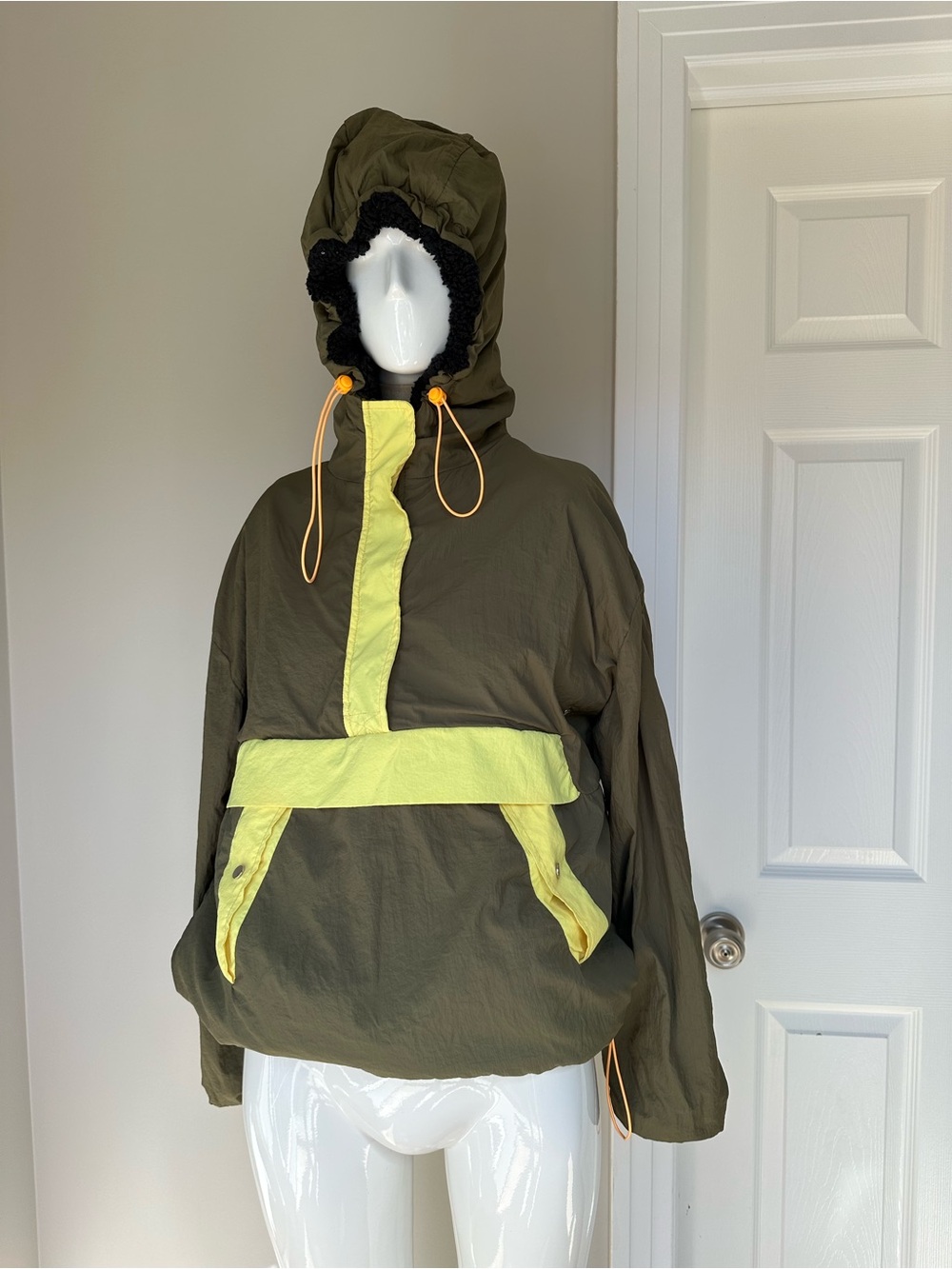 Streetwear society women’s warm jacket windbreaker